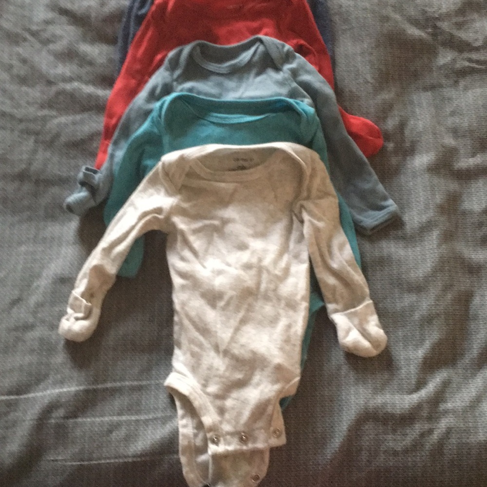 New born baby boy bodysuits